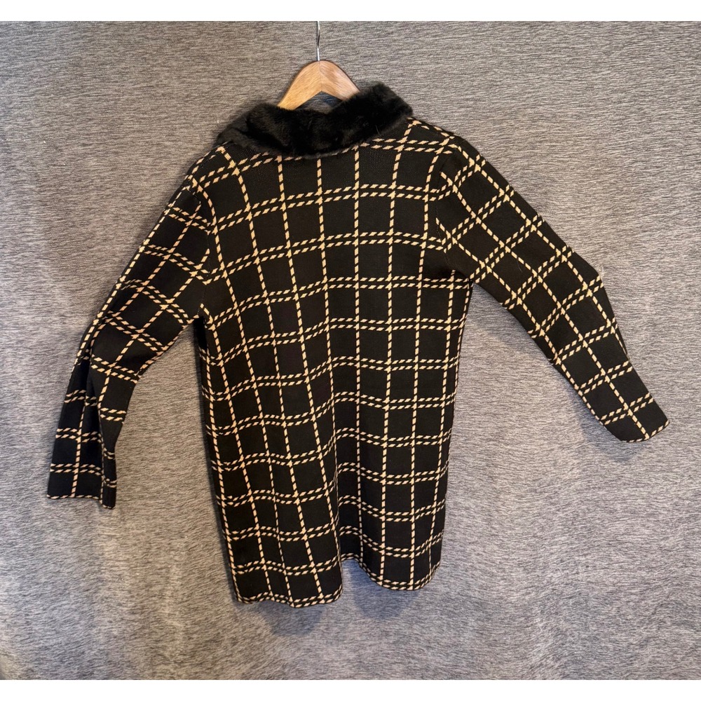 Badgley Mischka Women Black Plaid Knit Cardigan Faux Fur Collar Buckle Coat M - Picture 4 of 4